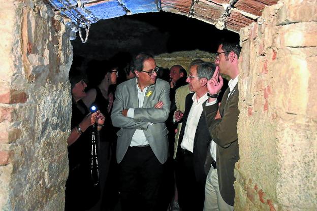 Quim Torra visitó ayer las exposiciones sobre el bombardeo de Granollers en la Guerra Civil.