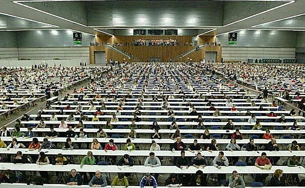 Los sindictos LAB y ESK denuncian ante la Fiscalía las presuntas irregularidades en la Oferta Pública de Empleo de Osakidetza