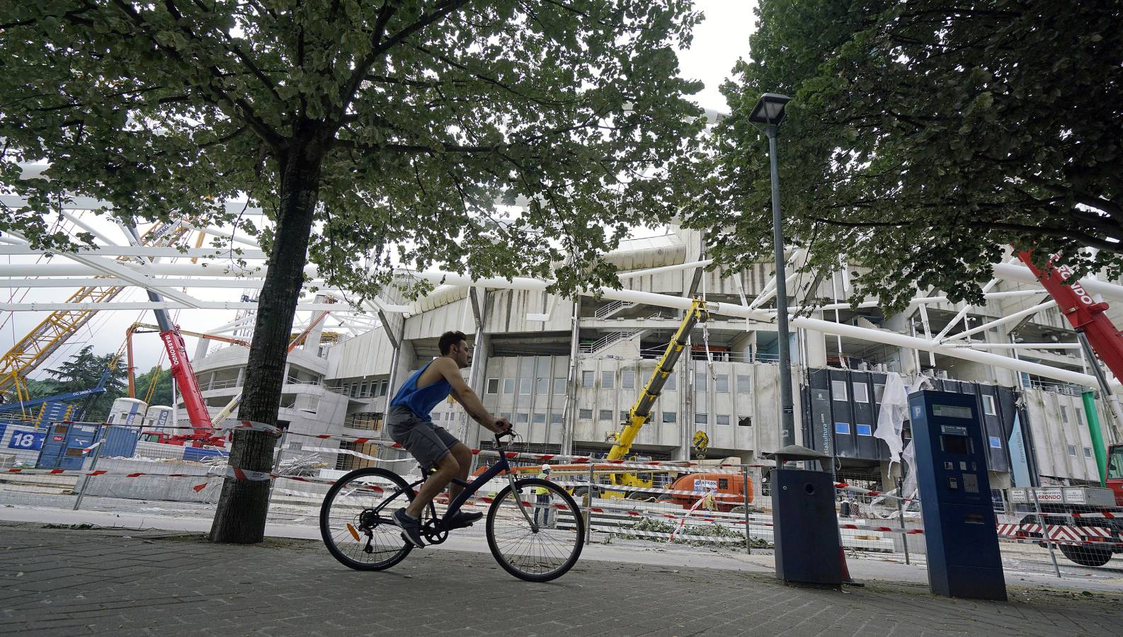 El nuevo campo de la Real Sociedad continúa su transformación.