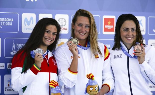 Mireia encabezando el podio en los Juegos Mediterráneos