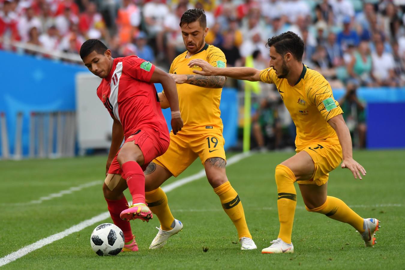 Las mejores imágenes del partido de la tercera jornada del Grupo C entre Australia y Perú. 