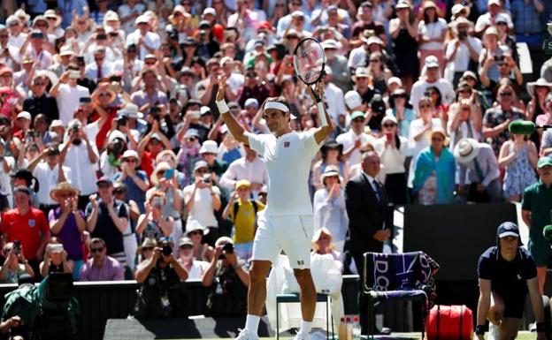 Roger Federer tras la victoria ante el serbio Dusan Lajovic