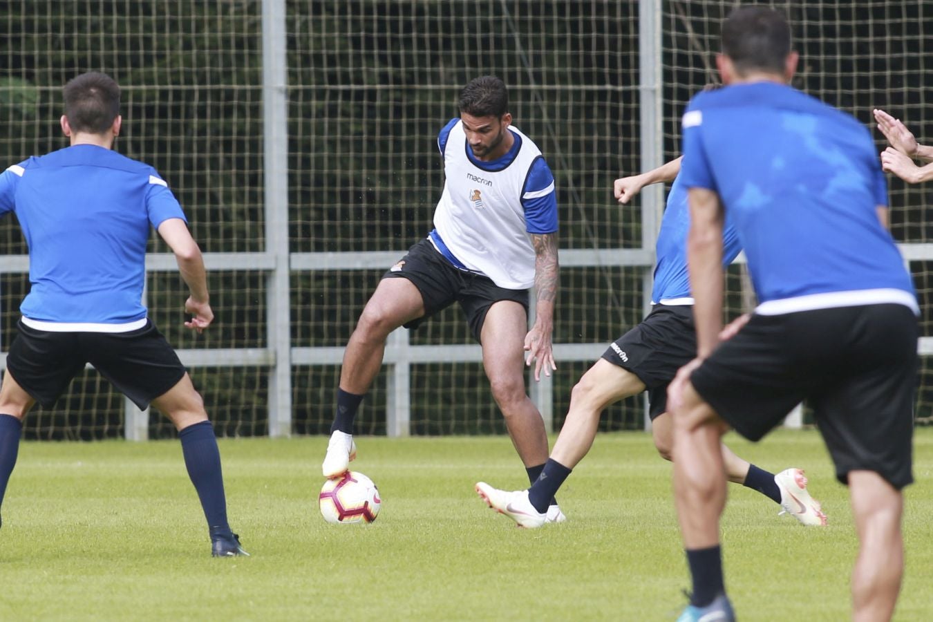 Segundo entrenamiento de la semana en Zubieta para los hombres de Asier Garitano.