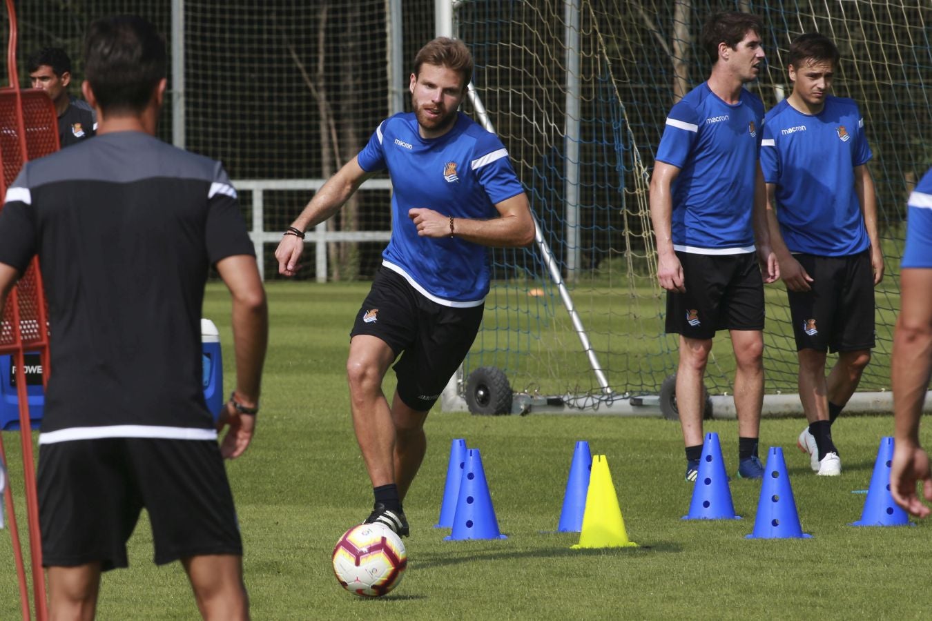 Segundo entrenamiento de la semana en Zubieta para los hombres de Asier Garitano.