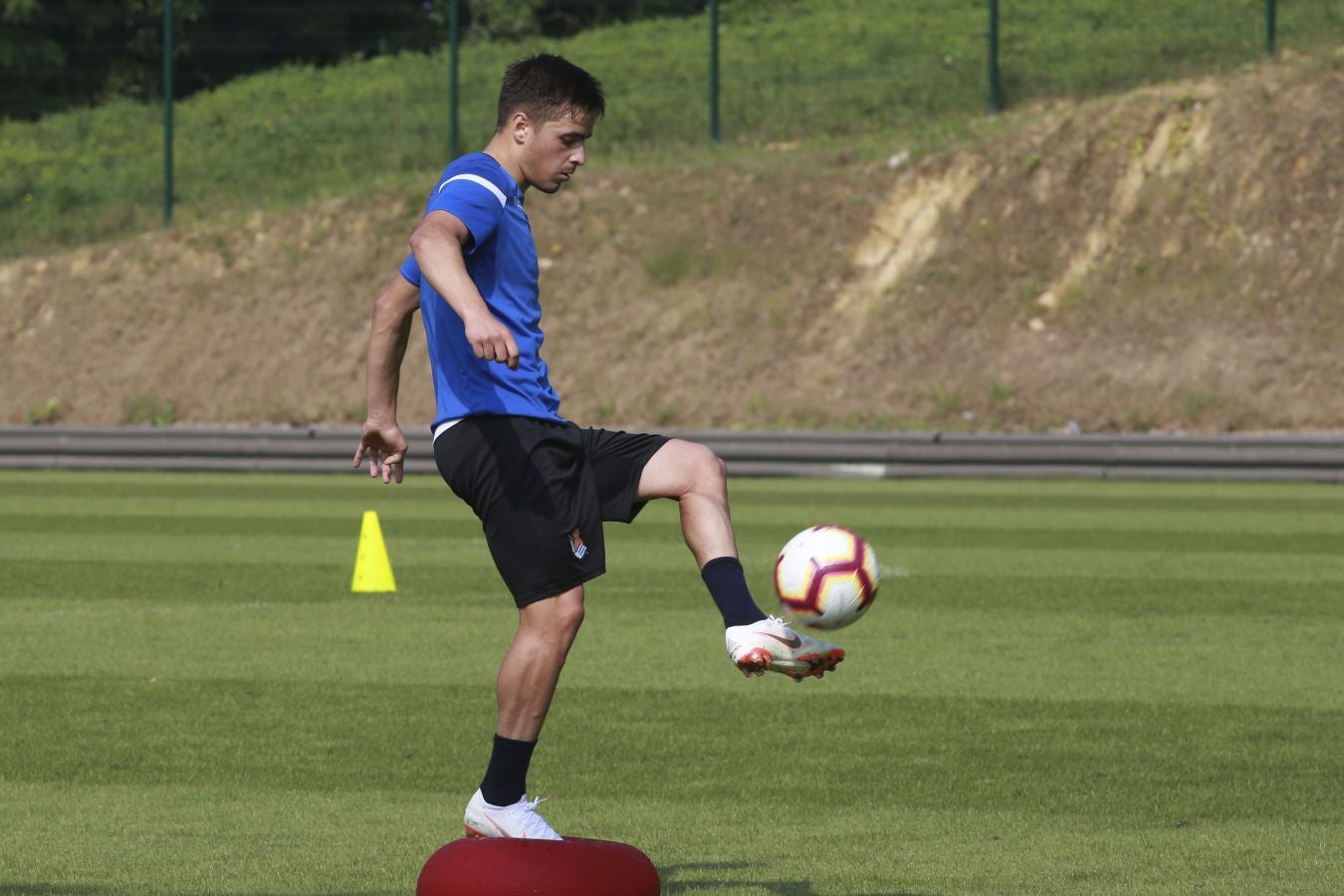 Segundo entrenamiento de la semana en Zubieta para los hombres de Asier Garitano.