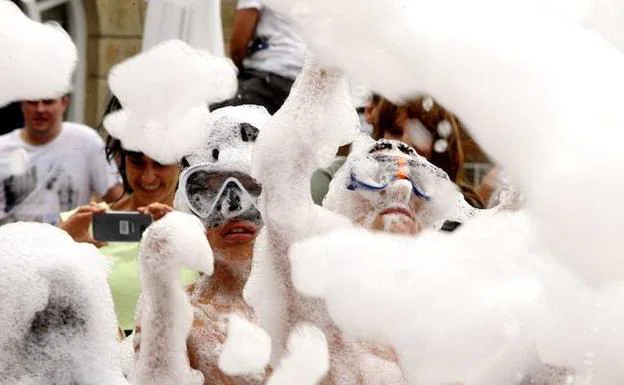 El Ayuntamiento autorizará fiestas de espuma y pompas de jabón 