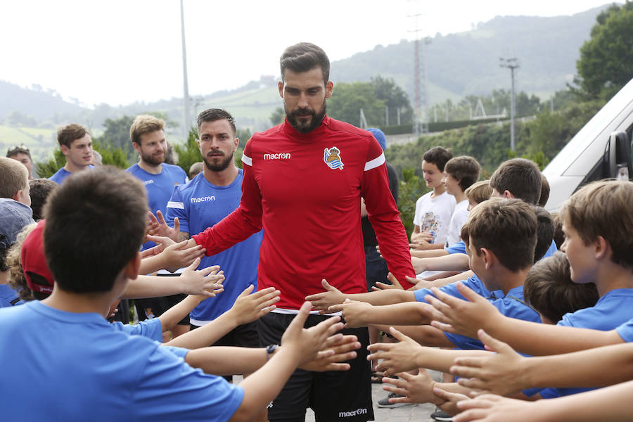 Muchos aficionados, sobre todo niños, han disfrutado del esfuerzo de su jugadores