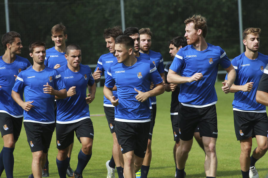 Muchos aficionados, sobre todo niños, han disfrutado del esfuerzo de su jugadores