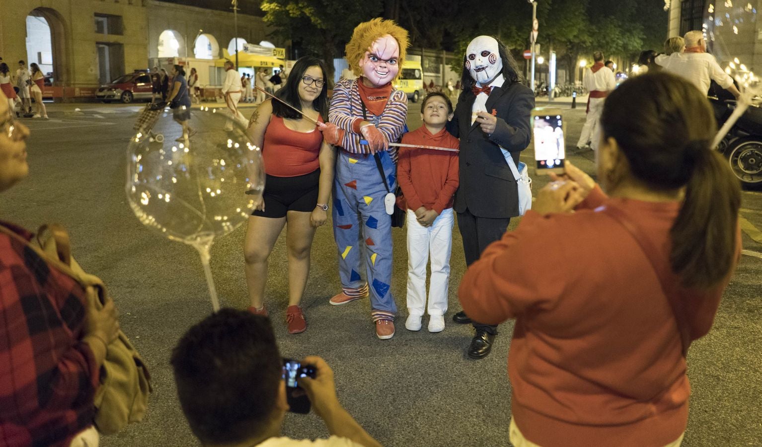 Pamplona, con sus rincones oscuros, sus fantasmas y sus leyendas de cuchillos