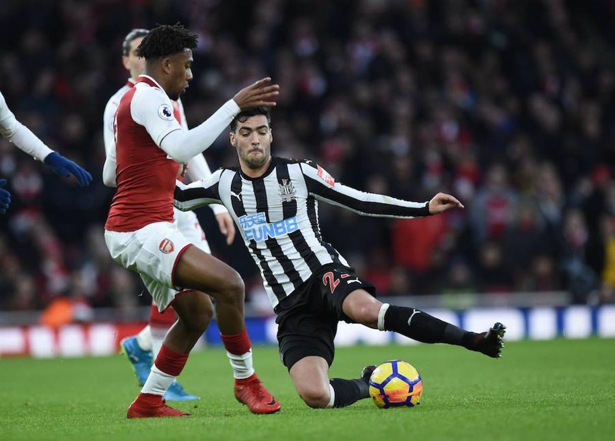 El nuevo jugador de la Real Sociedad se inició en Osasuna, donde llamó la atención del Dortmund alemán. Después fichó por el Newcastle. También sabe lo que es jugar en diferentes categorías de la selección española. 