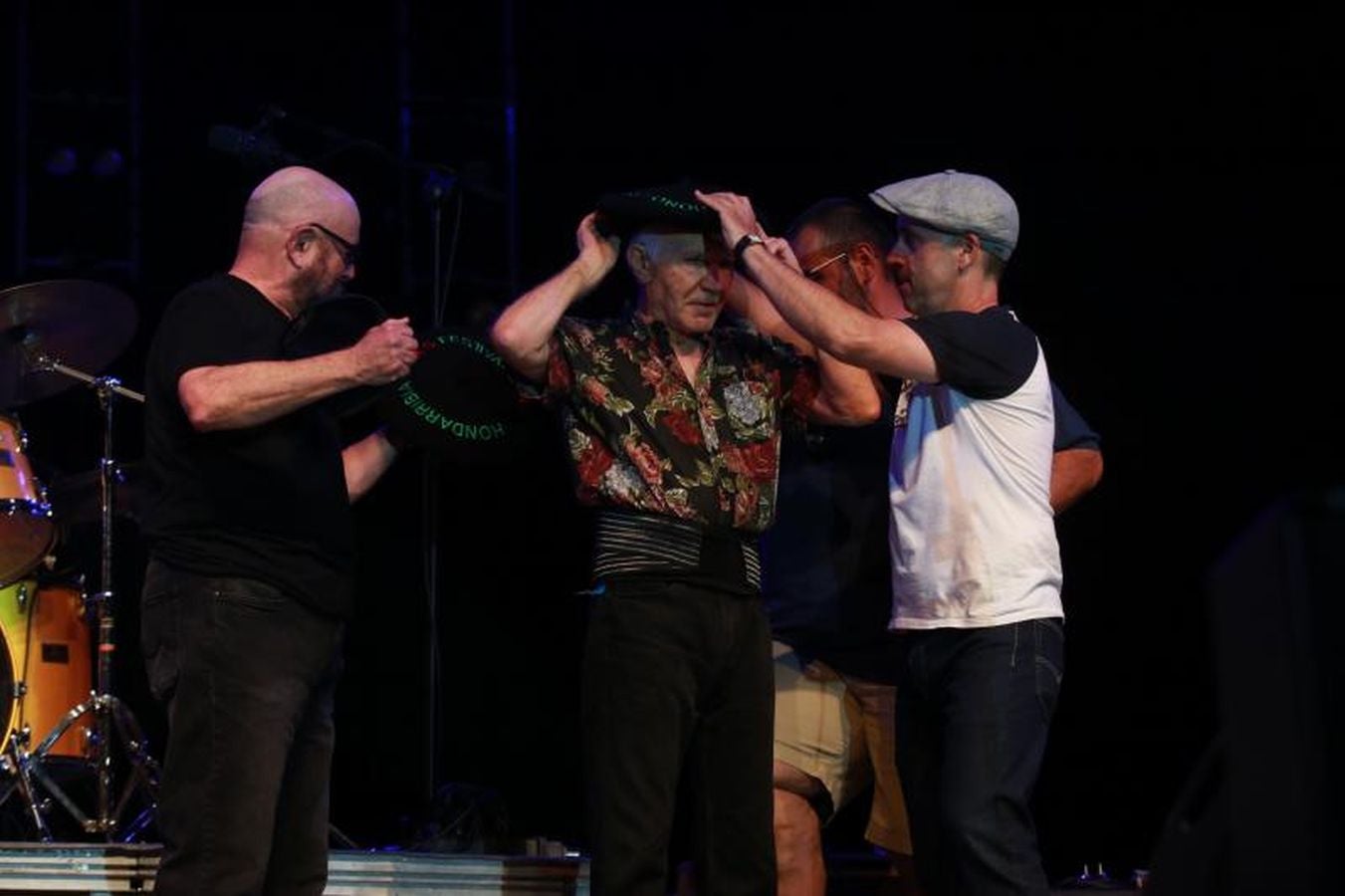 Esta noche, la actividad musical se concentra en la Benta, cuya enorme carpa alberga las actuaciones de Noa Voll Damn & The Hell Drinkers, JT Lauritsen & The Buckshot Hunters y los Canned Heat