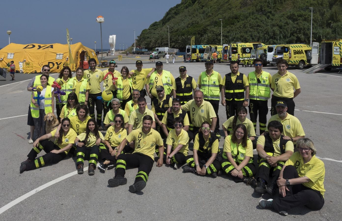 La DYA de Gipuzkoa ha celebrado su 45 aniversario con diferentes actividades en la explanada de Sagües