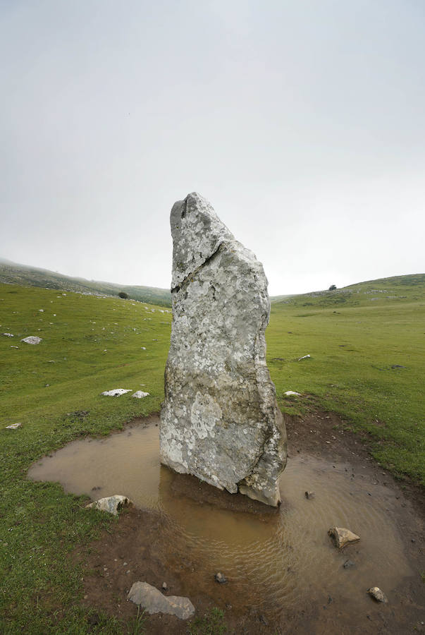 Lo que estaba catalogado como «túmulo» ha resultado ser una edificación -de planta aparentemente octogonal- que data de la época de los romanos. Concretamente, de entre los siglos I y III de nuestra era.