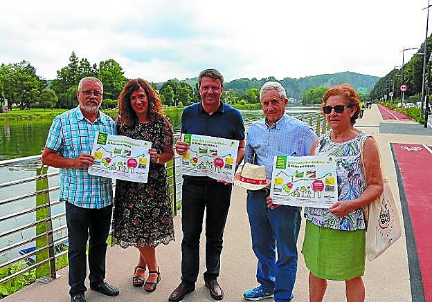 José Barreiro, Cristina Laborda, José Antonio Santano, Pedro Goicoechea y Amelia Muiños. 