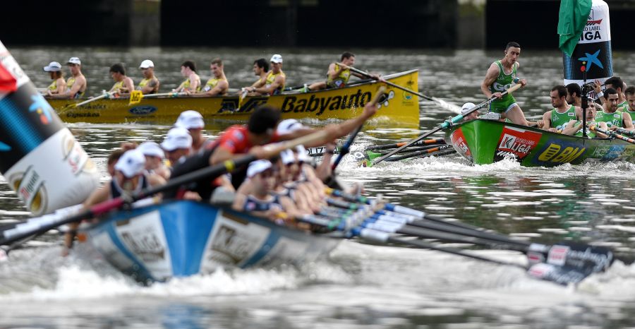 Urdaibai se ha llevado la II Bandera Adegi, la séptima bandera de la Liga Eusko Label, por delante de Hondarribia y Zierbena, en una regata muy igualadad.