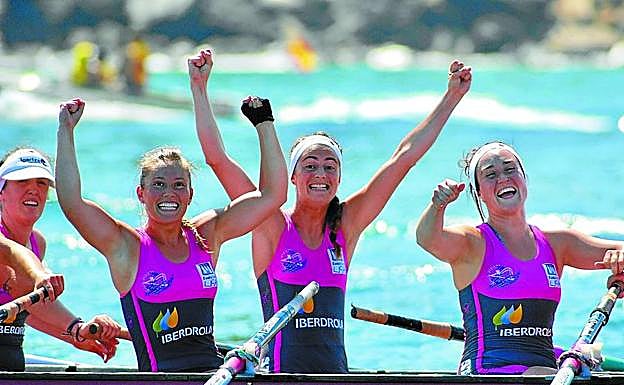Onintza Olaizola, María Mendizabal, Ioana Alijostes y Josune Ugarte, ayer. 