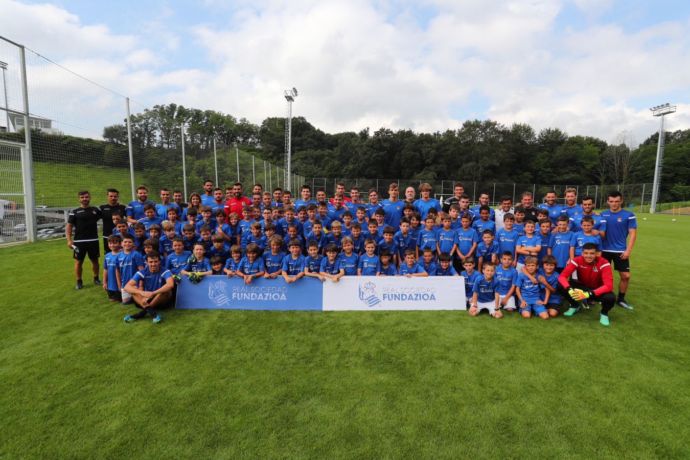 El mexicano ha retomado los entrenamientos tras disfrutar de unos días de descanso consesuados con la Real Sociedad al haber participado en el Mundial