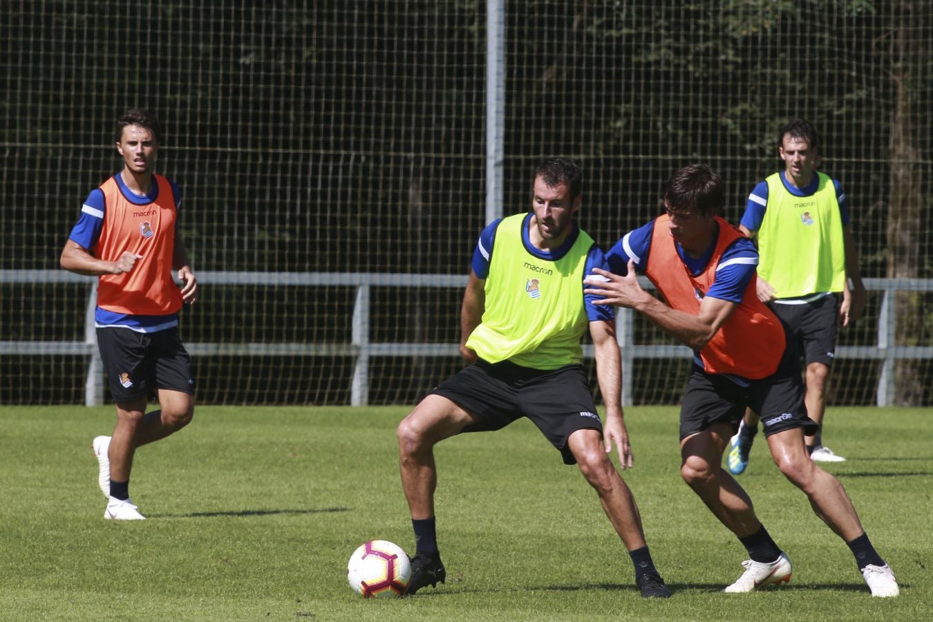 El mexicano ha retomado los entrenamientos tras disfrutar de unos días de descanso consesuados con la Real Sociedad al haber participado en el Mundial