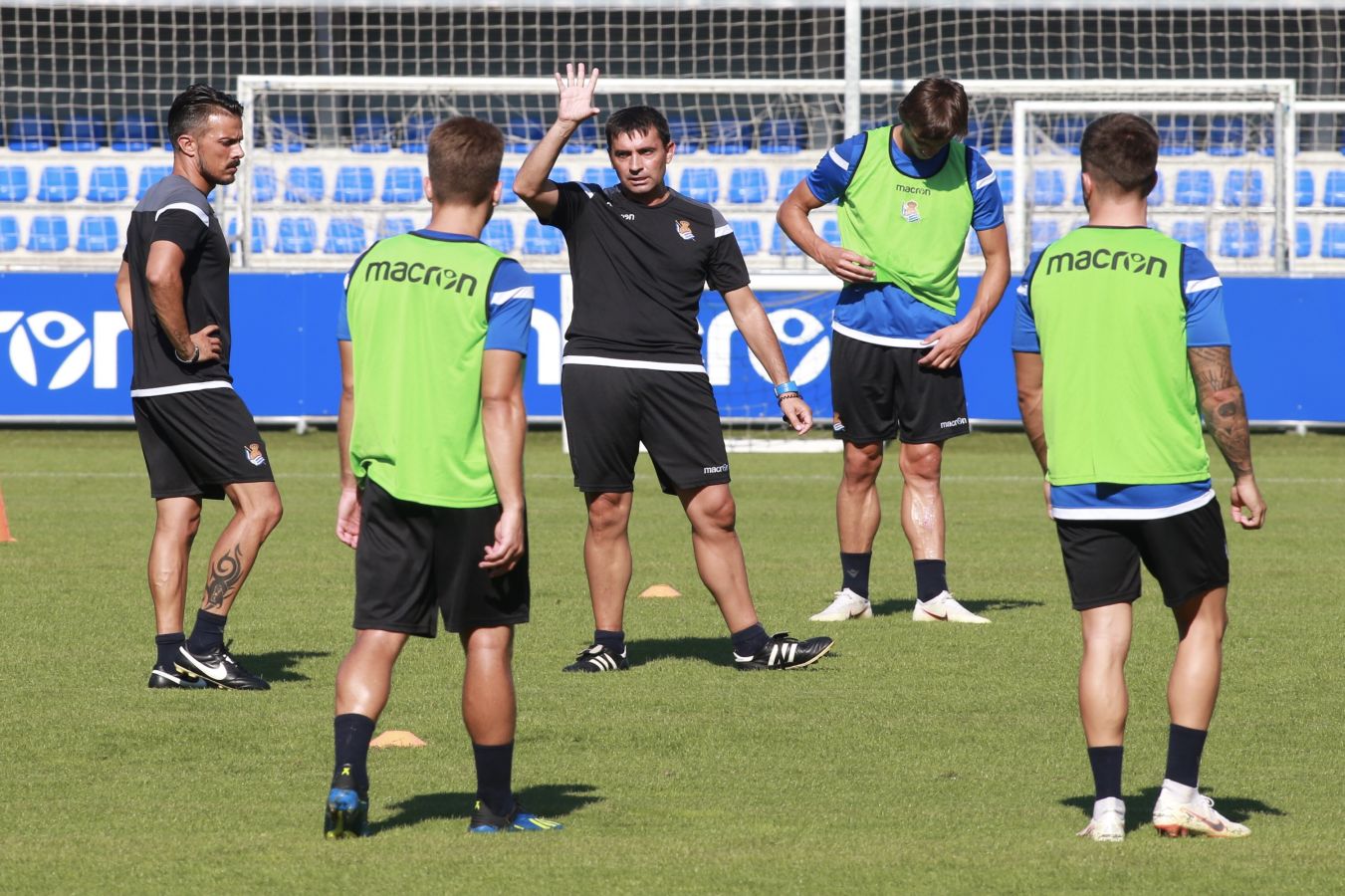 El mexicano ha retomado los entrenamientos tras disfrutar de unos días de descanso consesuados con la Real Sociedad al haber participado en el Mundial