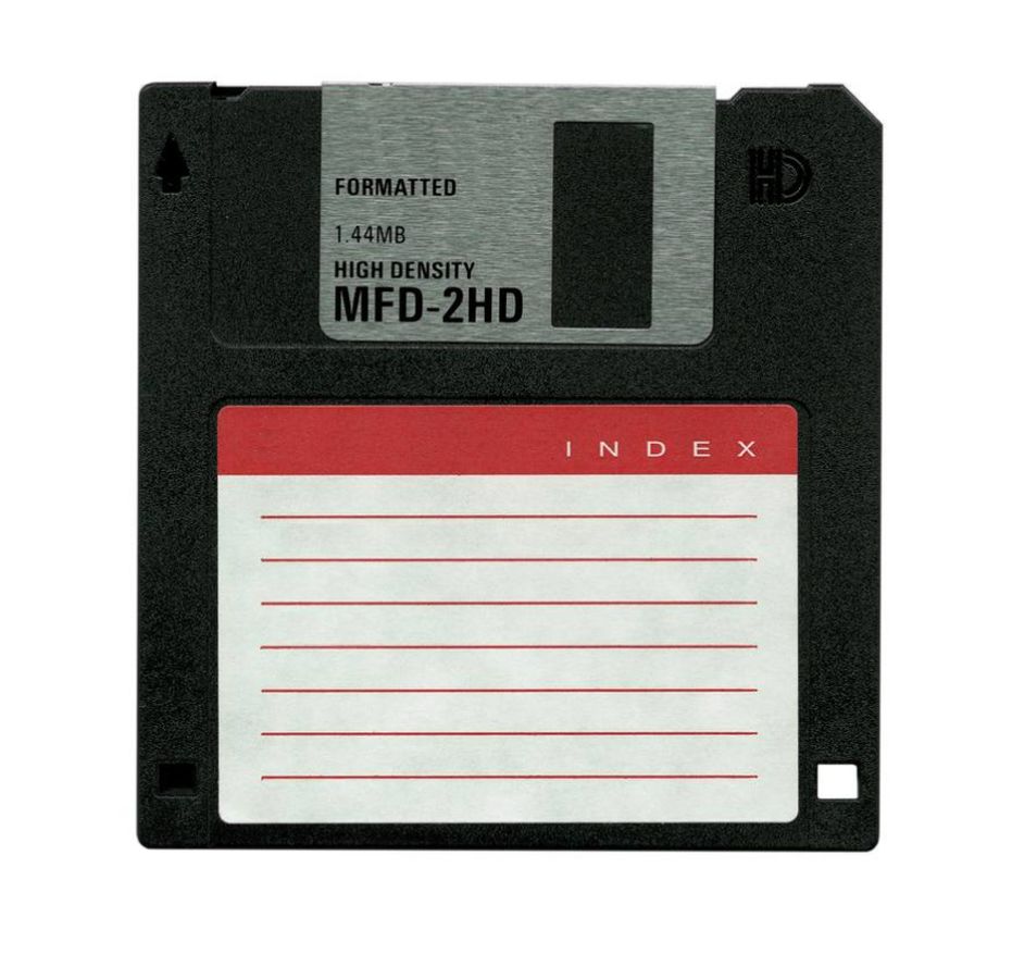 Disquete. Es el primer antecedente del USB. A finales de los años sesenta, los ingenieros de la IBM crearon un medio de almacenamiento alternativo para hacer copias de material importante y copias maestras que requerían un almacenamiento físico. Crearon el dispositivo perfecto, pero dada su capacidad y obsolescencia prácticamente han desaparecido.