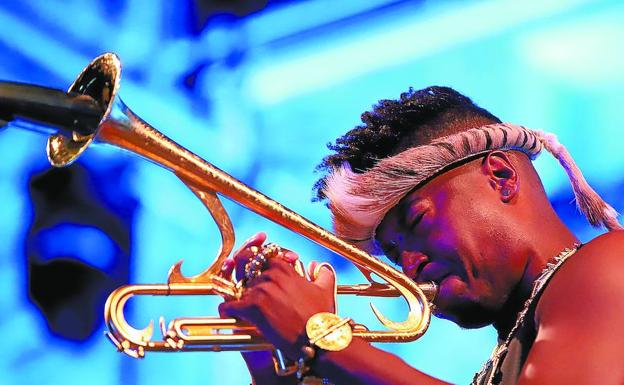 El trompetista Christian Scott protagonizó algunos de los mejores momentos del gran concierto de R+R=NOW. 