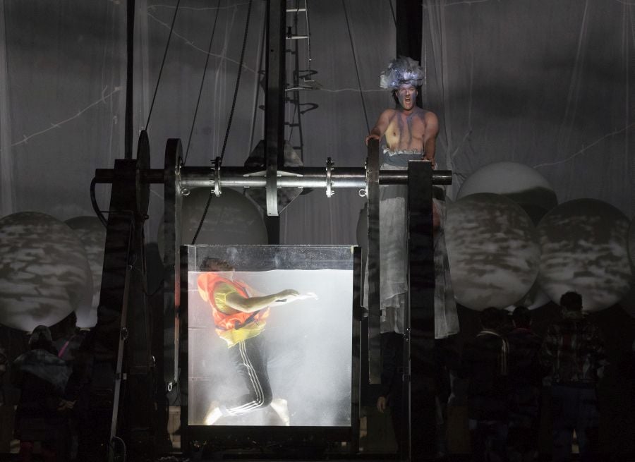 Ensayo general de La Fura dels Baus junto a la Orquesta Sinfónica de Bilbao este miércoles en el Kursaal