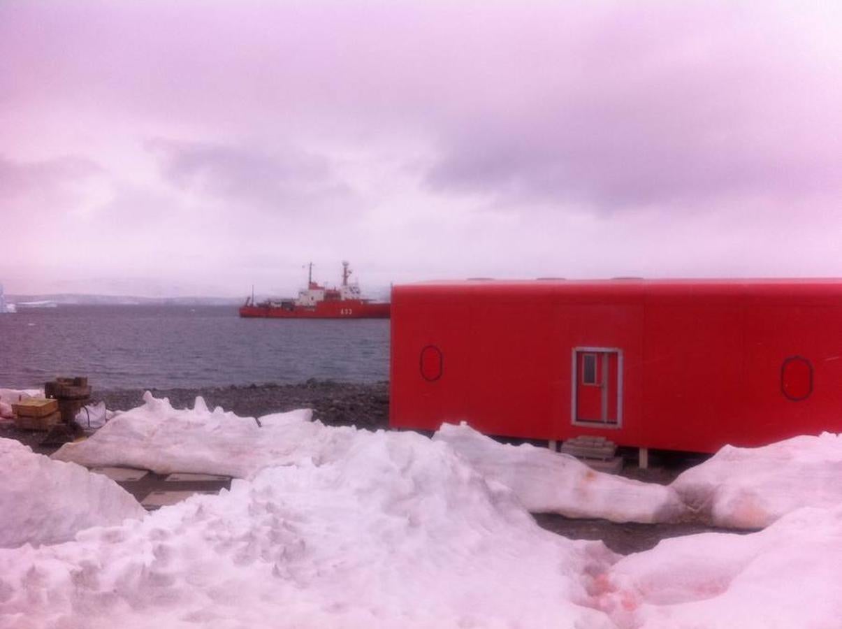 Iñaki Irastorza es un ingeniero donostiarra que durante cuatro meses al año viaja al continente más austral de la sierra