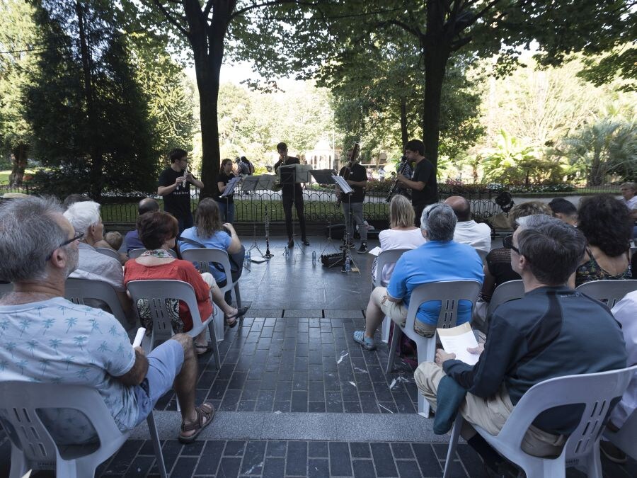 La jornada inaugural de la Quincena Musical llenó de música y danza la ciudad con doce propuestas que atrajeron a numeroso público 