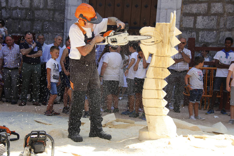 as fiestas de Itziar, las Kopraixak, comenzaron el sábado y concluirán el miércoles. Ayer celebraron uno de los actos más queridos por los itziartarras., el relacionado con el culto y devoción a la Virgen de Itziar. 