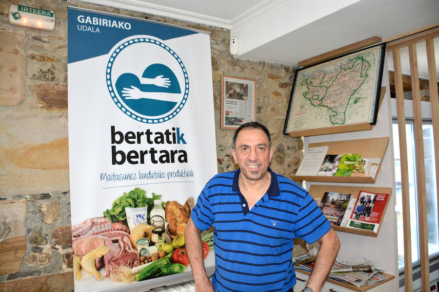 Juan Karlos Cortak zuzentzen du Gabiriako ostatua.