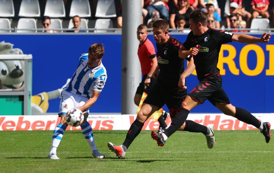 Los de Asier Garitano han arrancado un empate a uno en un partido marcado por el stado del césped, seco y con calvas, y especialmente por el debut de Theo Hernández, que ha jugado alrededor de media hora. 