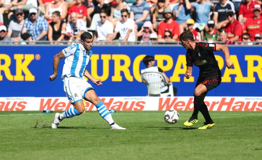 Los de Asier Garitano han arrancado un empate a uno en un partido marcado por el stado del césped, seco y con calvas, y especialmente por el debut de Theo Hernández, que ha jugado alrededor de media hora. 