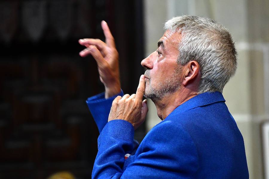 El obispo de San Sebastián, José Ignacio Munilla, ha presidido este martes la Santa Misa tras la cual se ha entonado la tradicional 'Salve' a la Virgen de Linitio Refice en la Basílica de Santa María de la capital guipuzcoana, en el marco de las celebraciones de la Semana Grande donostiarra