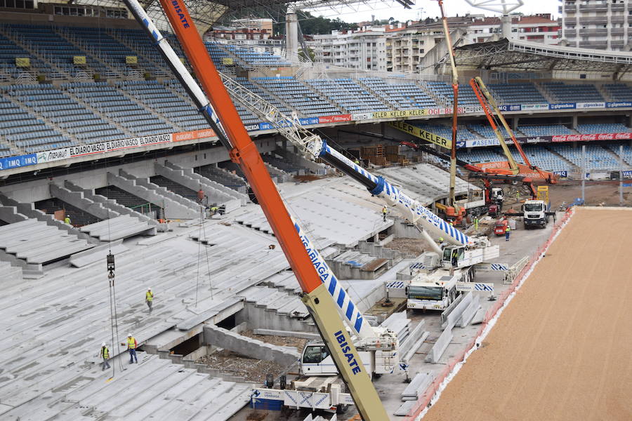 El estadio de Anoeta ya muestra en buena parte cómo estará el día de su reapertura, el 15 de septiembre, ante el F.C. Barcelona