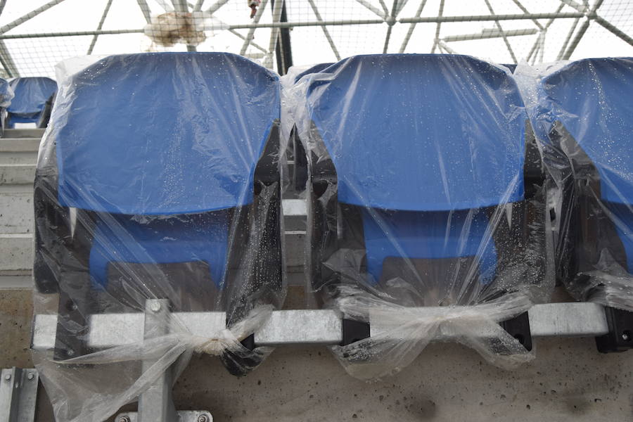 El estadio de Anoeta ya muestra en buena parte cómo estará el día de su reapertura, el 15 de septiembre, ante el F.C. Barcelona