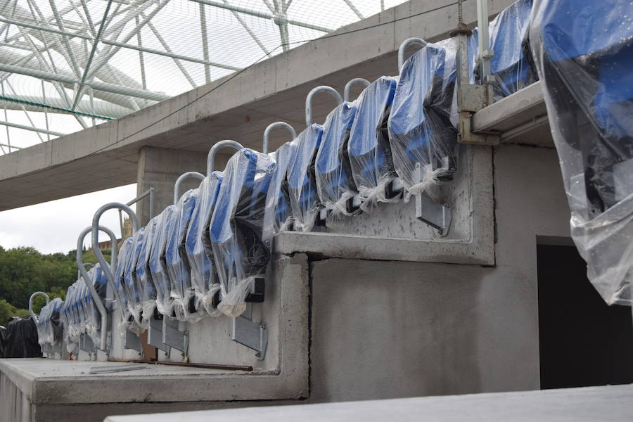 El estadio de Anoeta ya muestra en buena parte cómo estará el día de su reapertura, el 15 de septiembre, ante el F.C. Barcelona