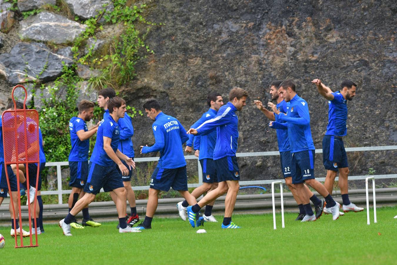 Garitano ha dirigido la última sesión de la Real Sociedad antes de visitar al Villarreal en el que será el primer partido liguero.