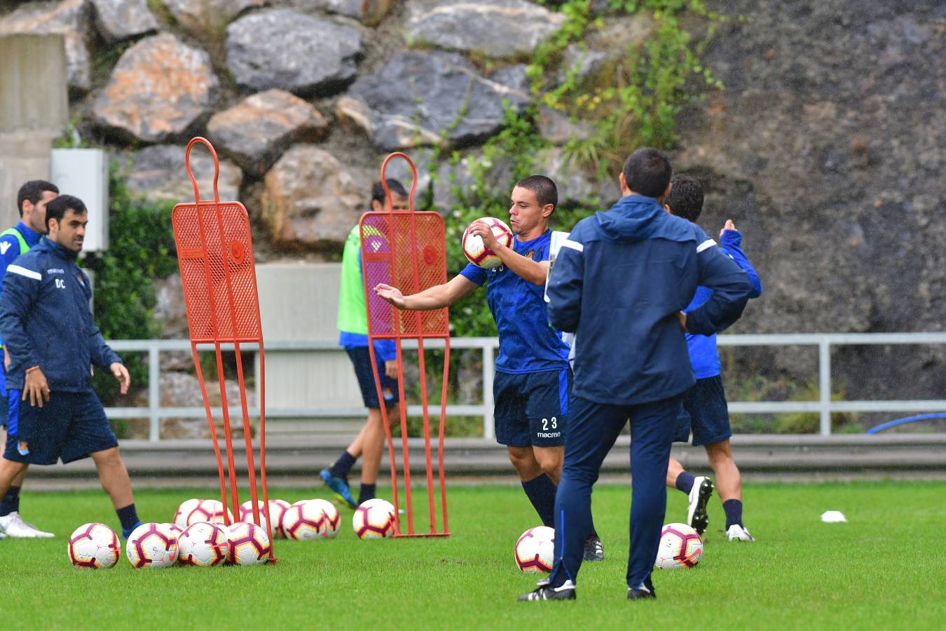 Garitano ha dirigido la última sesión de la Real Sociedad antes de visitar al Villarreal en el que será el primer partido liguero.