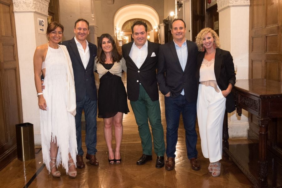 La tradicional fiesta de Teledonosti en el Palacio Miramar de San Sebastián volvió a congregar a diversos representantes de la sociedad guipuzcoana. 