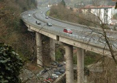 Imagen secundaria 1 - Por sus puentes los conoceréis la historia de Gipuzkoa