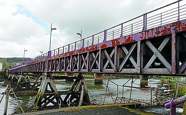 Imagen principal - Por sus puentes los conoceréis la historia de Gipuzkoa