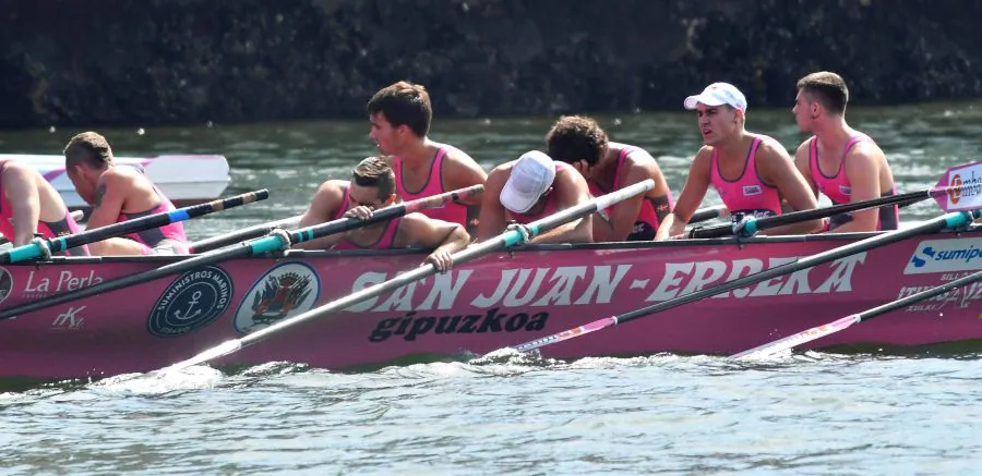 No pudo ser en el playoff de la ARC para Hibaika y San Juan B, que esta mañana en Pasaia han acabado por detrás de Santoña y Camargo, nuevas traineras de la ARC-1. Las dos traineras guipuzcoanas, en cambio, pierden la categoría al descender a la ARC-2.