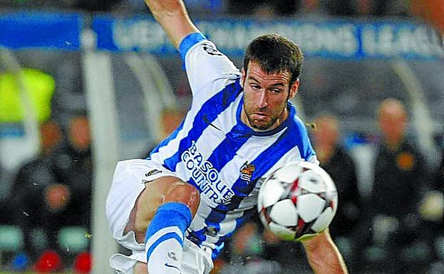 Agirretxe, en un partido de la Champions League de la temporada 2013/14. 