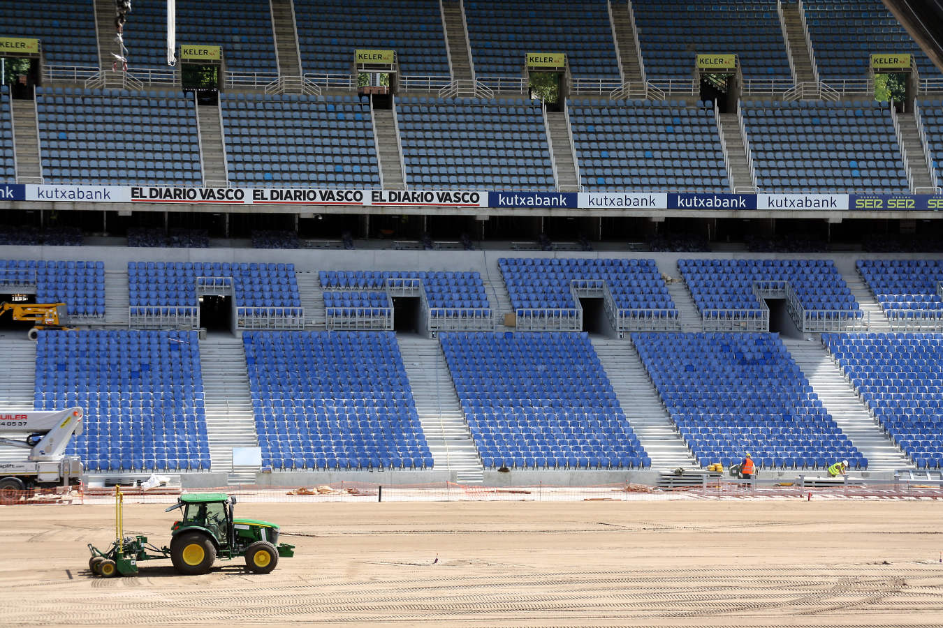 La reforma del estadio de Anoeta sigue su curso para poder abris sus puerta el 15 de septiembre ante el Barcelona