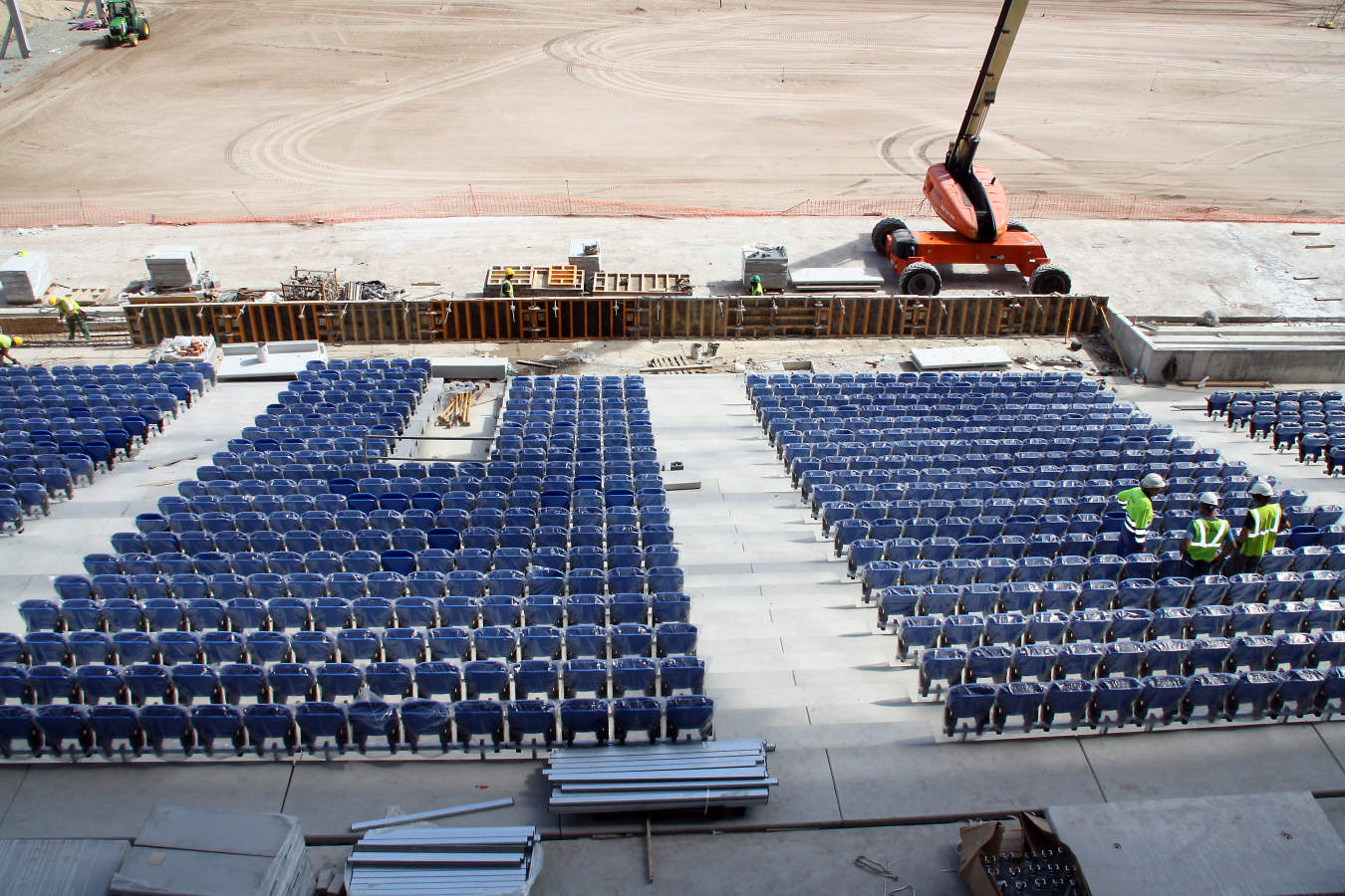 La reforma del estadio de Anoeta sigue su curso para poder abris sus puerta el 15 de septiembre ante el Barcelona