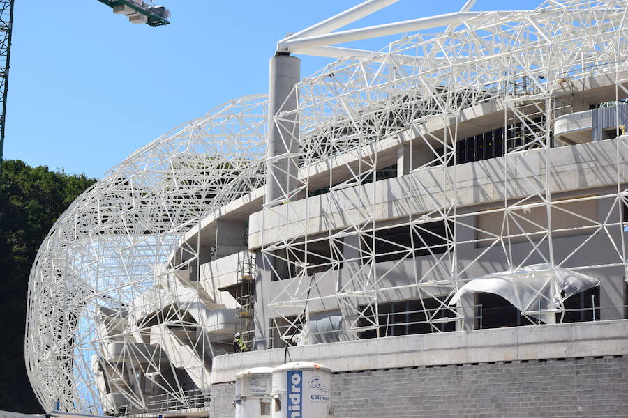 La reforma del estadio de Anoeta sigue su curso para poder abrir sus puerta el 15 de septiembre ante el F.C. Barcelona