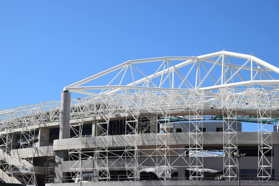 La reforma del estadio de Anoeta sigue su curso para poder abrir sus puerta el 15 de septiembre ante el F.C. Barcelona