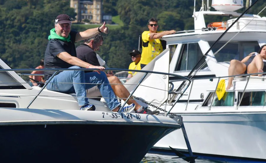 La bahía de San Sebastián ha acogido este domingo la regata de la Bandera de La Concha.