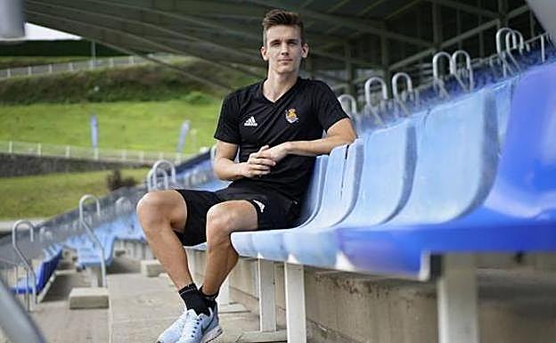 Diego Llorente: «Mañana paso revisión y espero apoyar el pie»