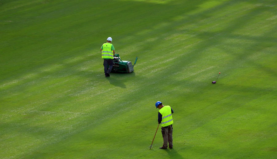 El estadio de la Real Sociedad continúa con las obras para que todo esté listo el próximo sábado día 15 en el partido ante el Barcelona